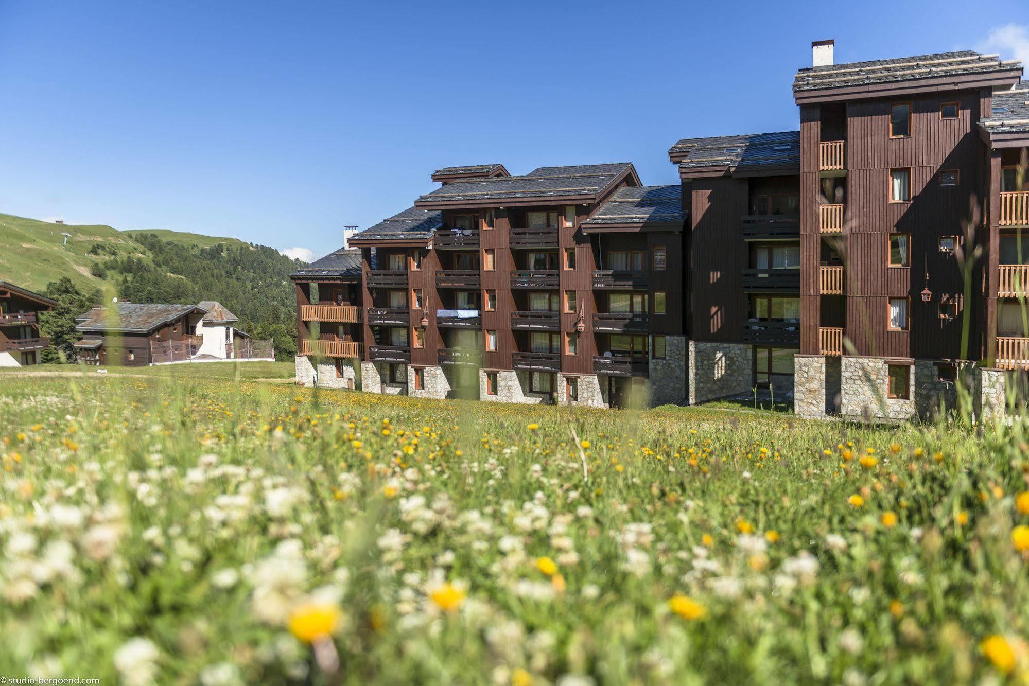 Residence Pierre & Vacances Les Chalets Des Arolles Macot-la-Plagne Eksteriør billede