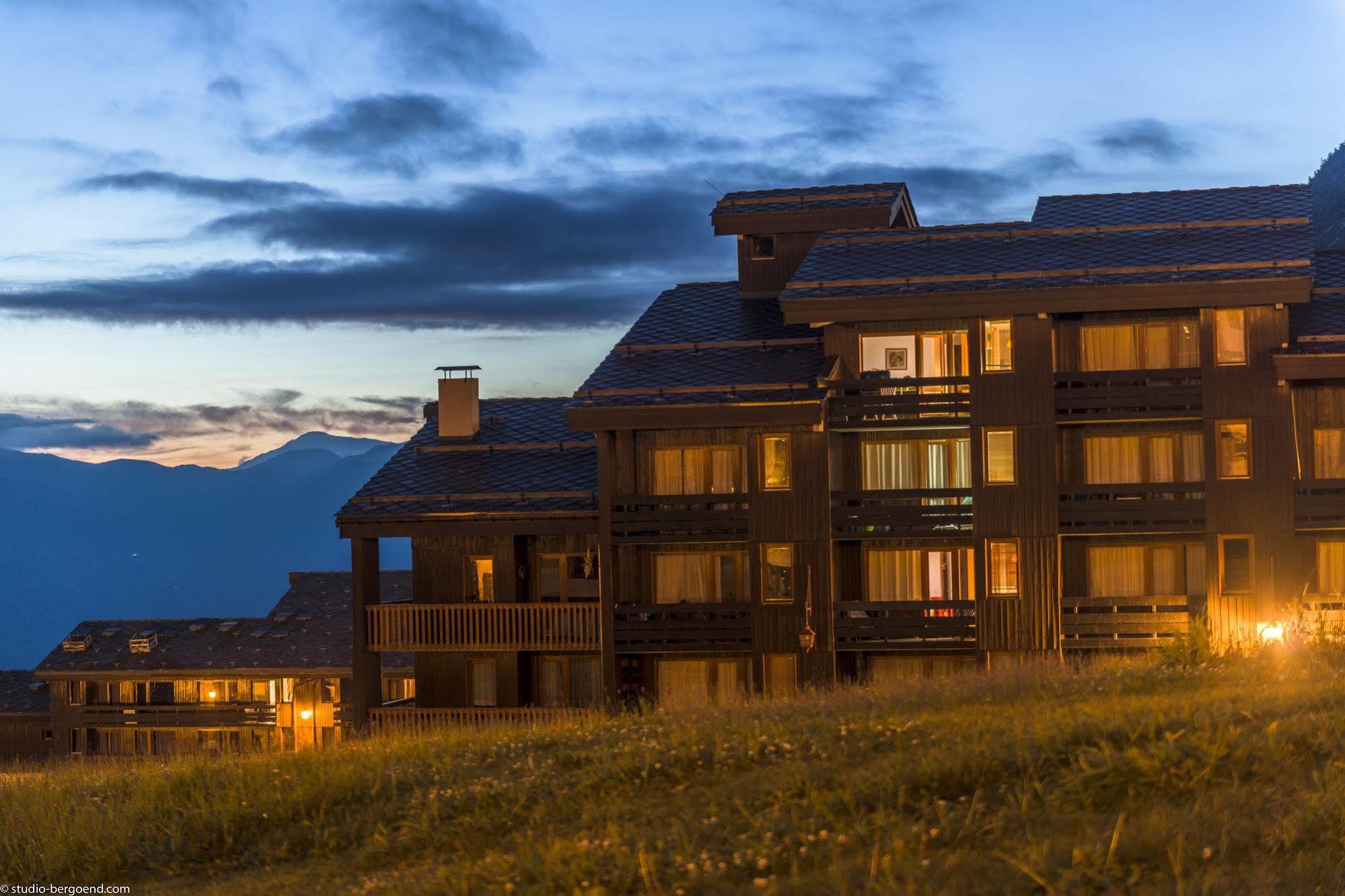 Residence Pierre & Vacances Les Chalets Des Arolles Macot-la-Plagne Eksteriør billede